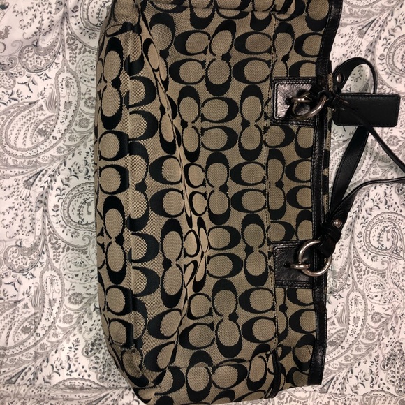 Purse - Picture 6 of 8